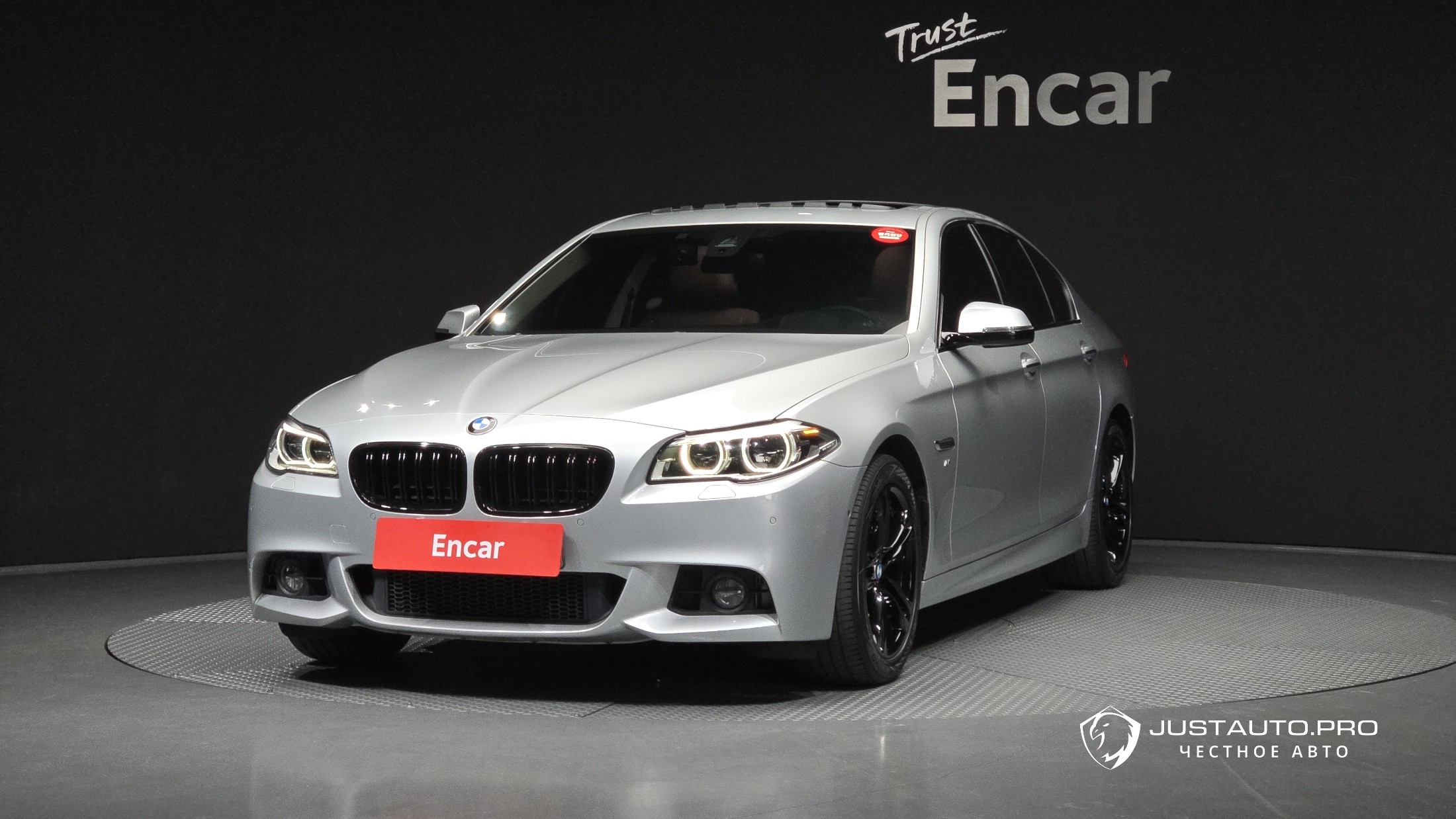 Автомобиль BMW 5-Series