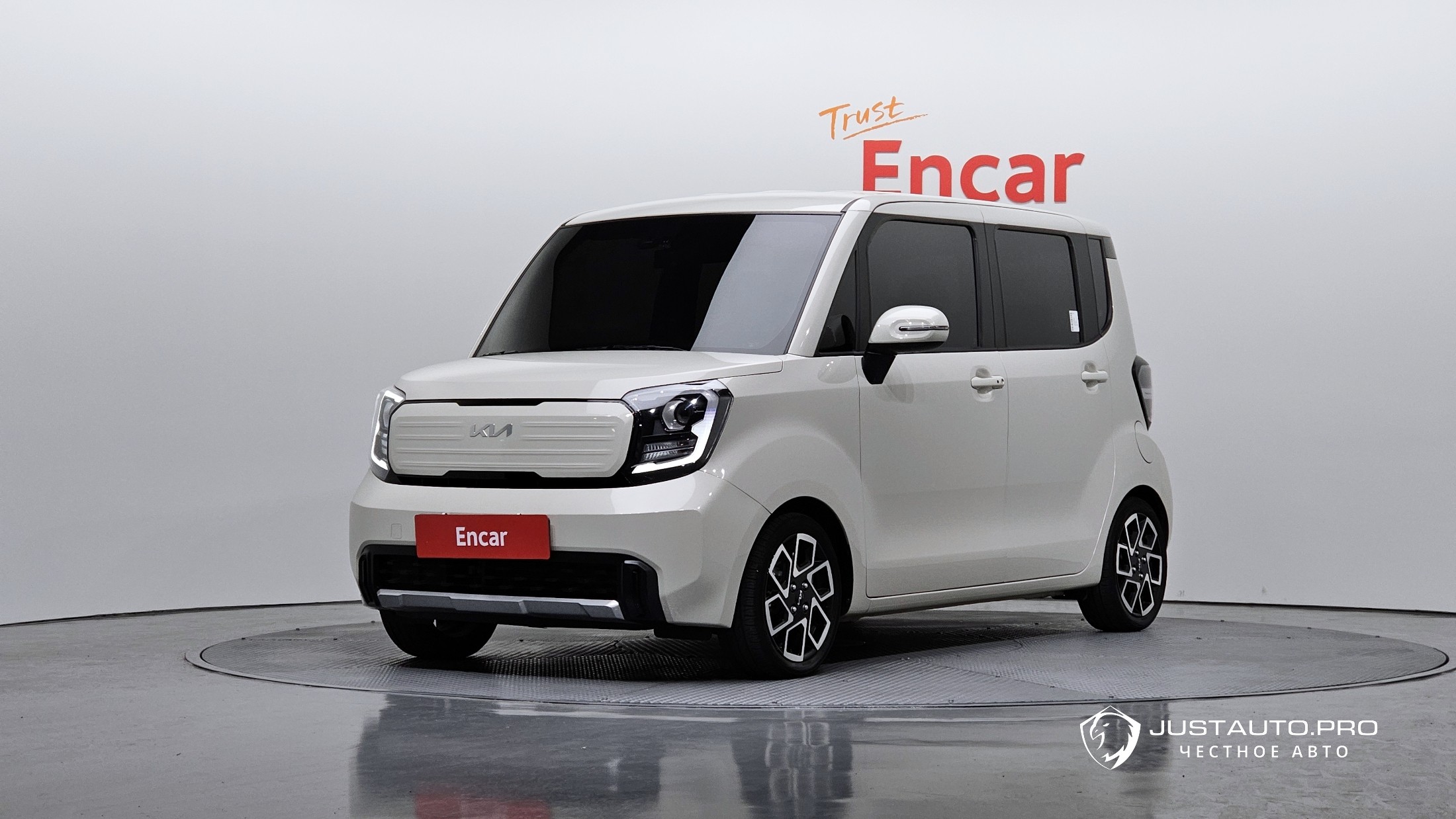 Автомобиль Kia RAY