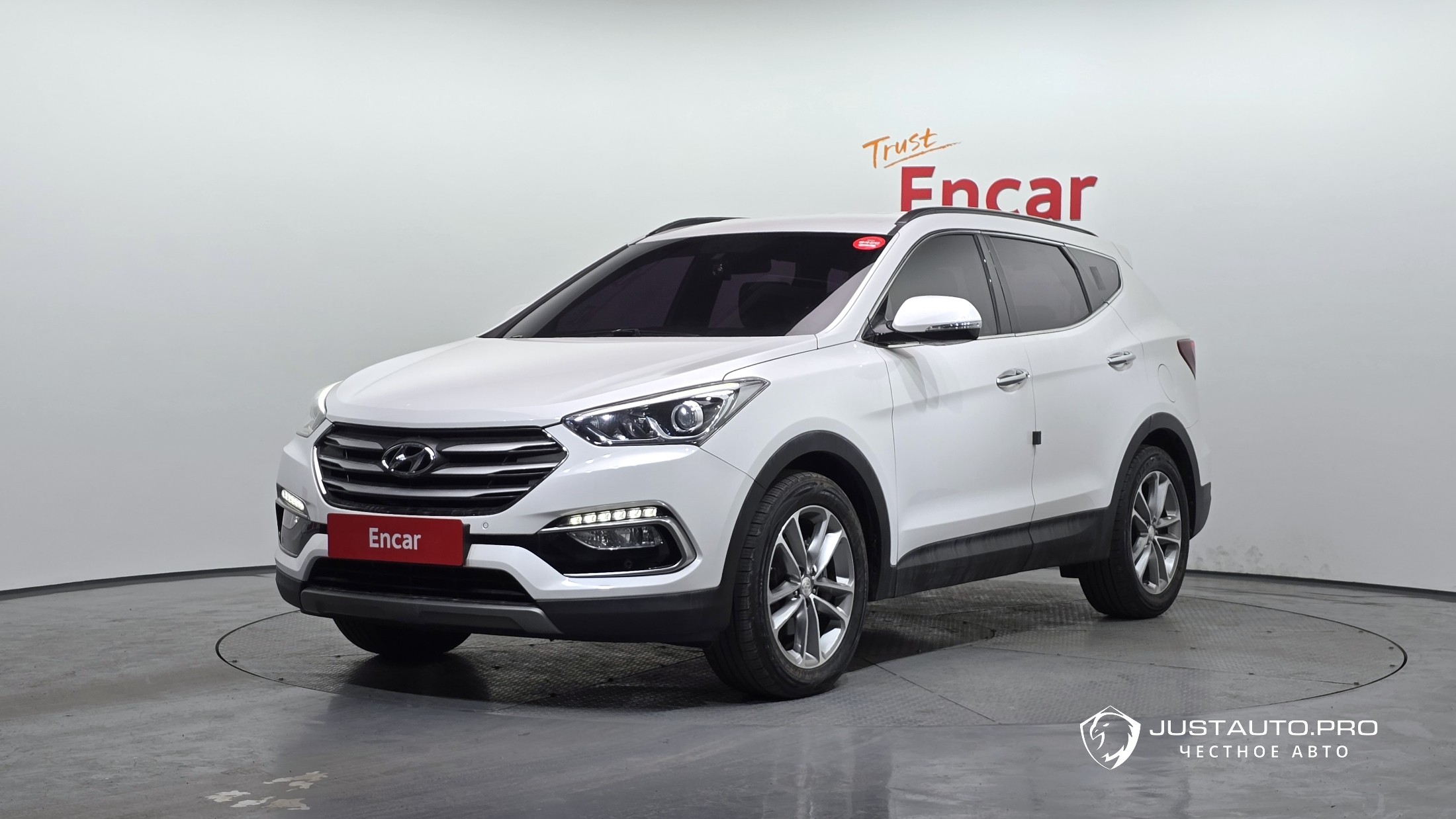 Автомобиль Hyundai Santafe