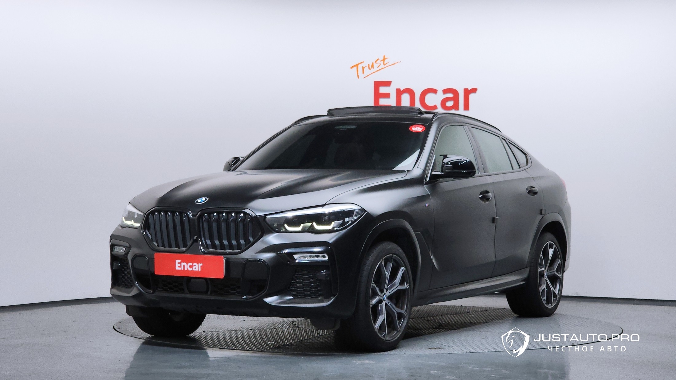 Автомобиль BMW X6