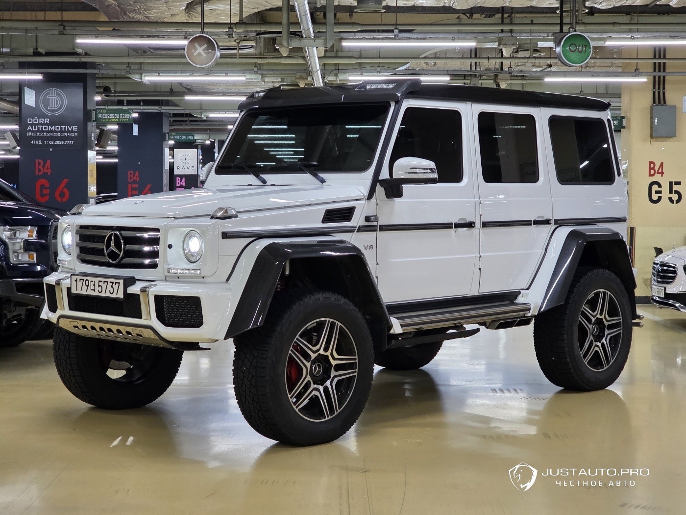 Автомобиль Mercedes-Benz G-Class