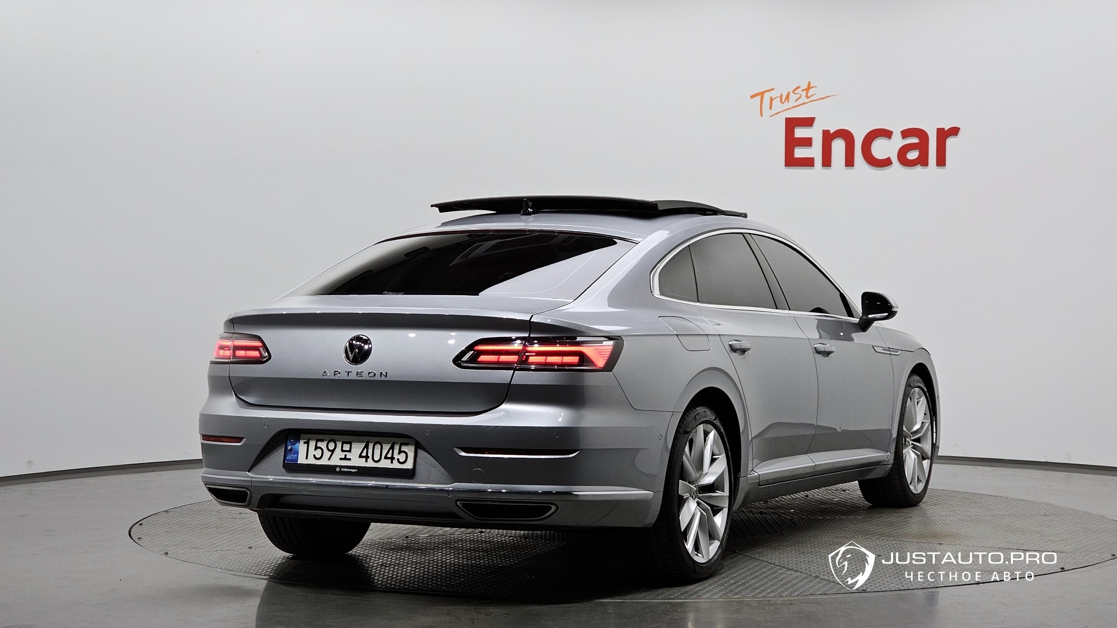 Автомобиль Volkswagen Arteon