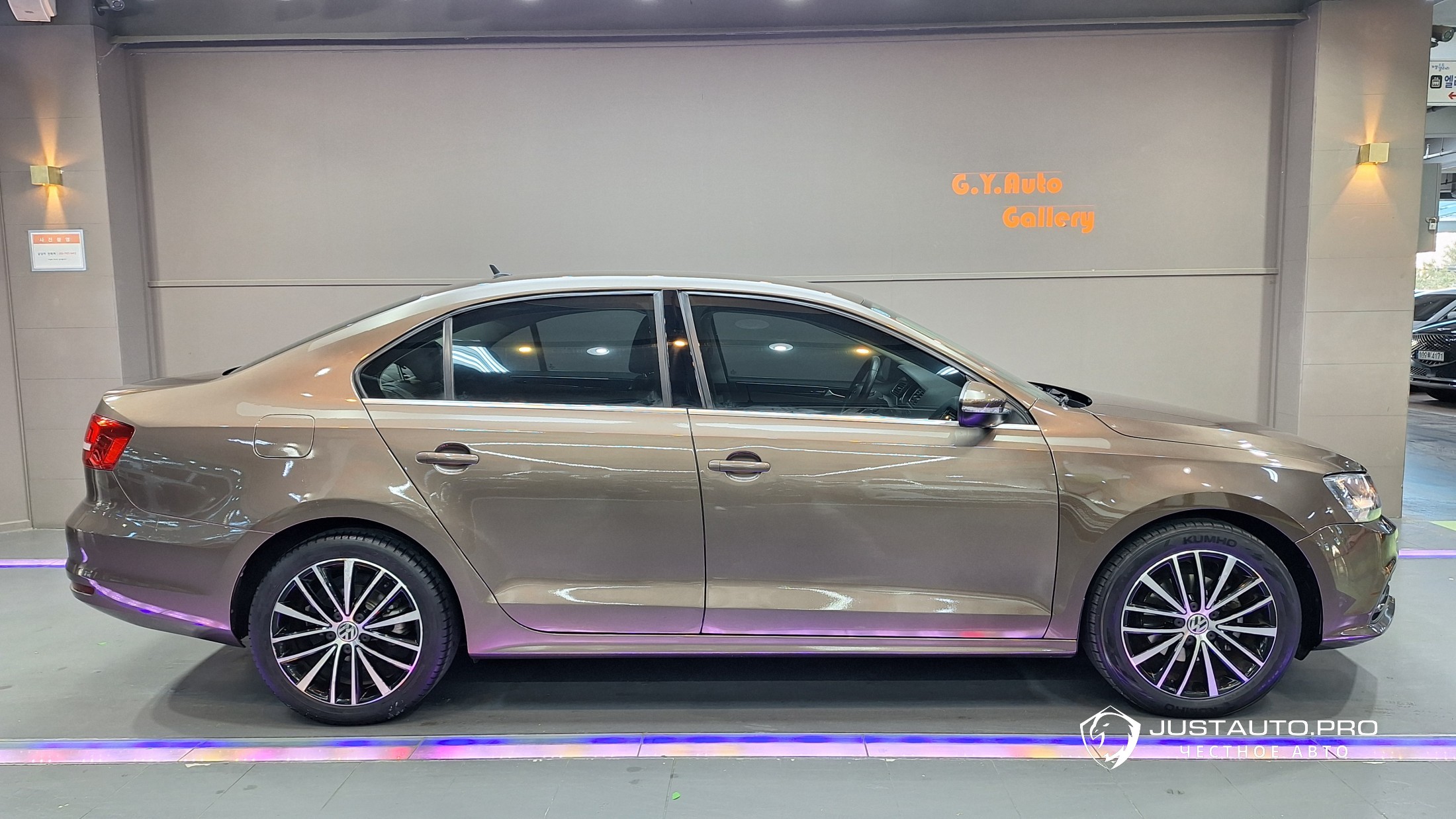 Автомобиль Volkswagen Jetta