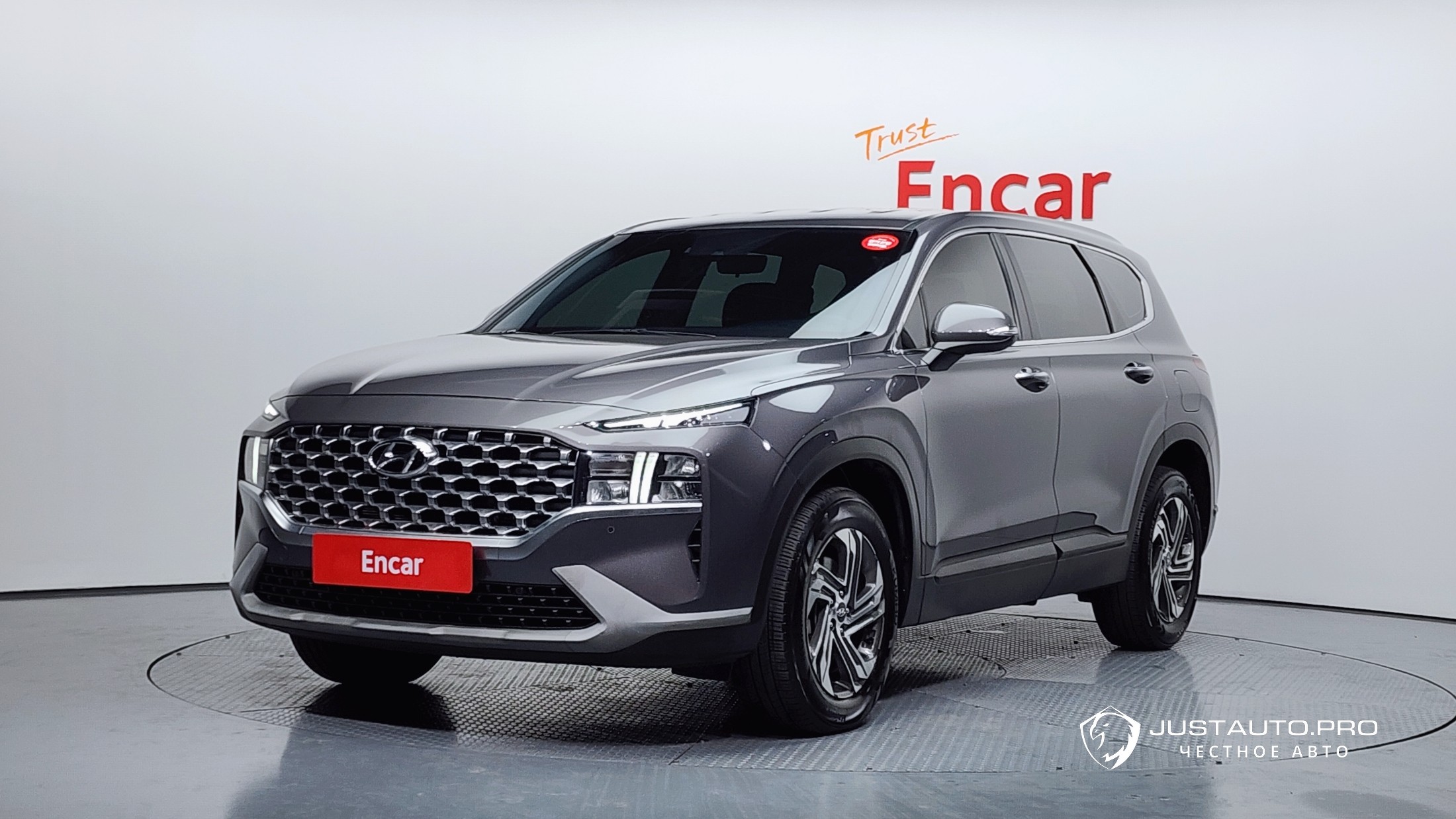 Автомобиль Hyundai Santafe