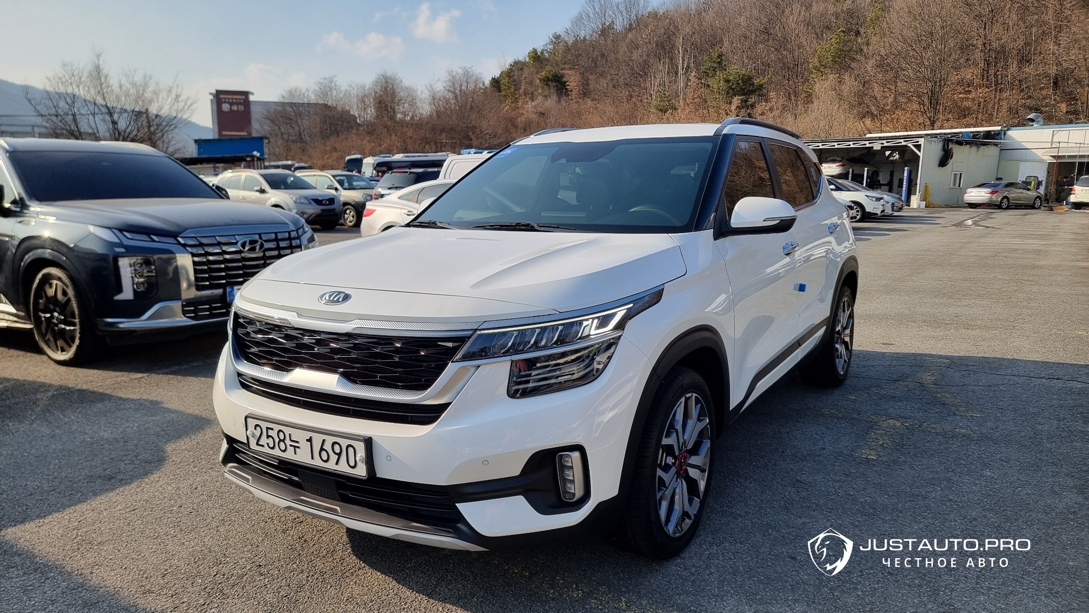 Автомобиль Kia Seltos