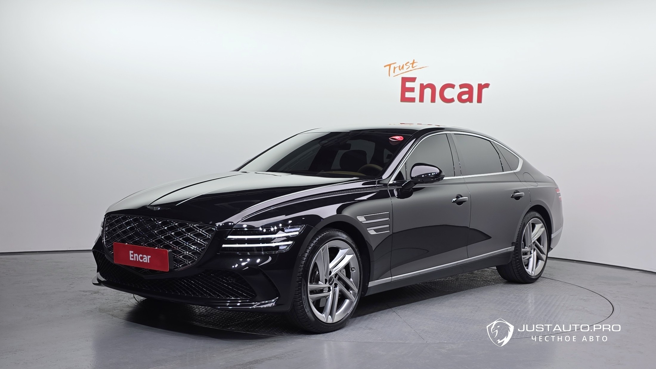 Автомобиль Genesis G80