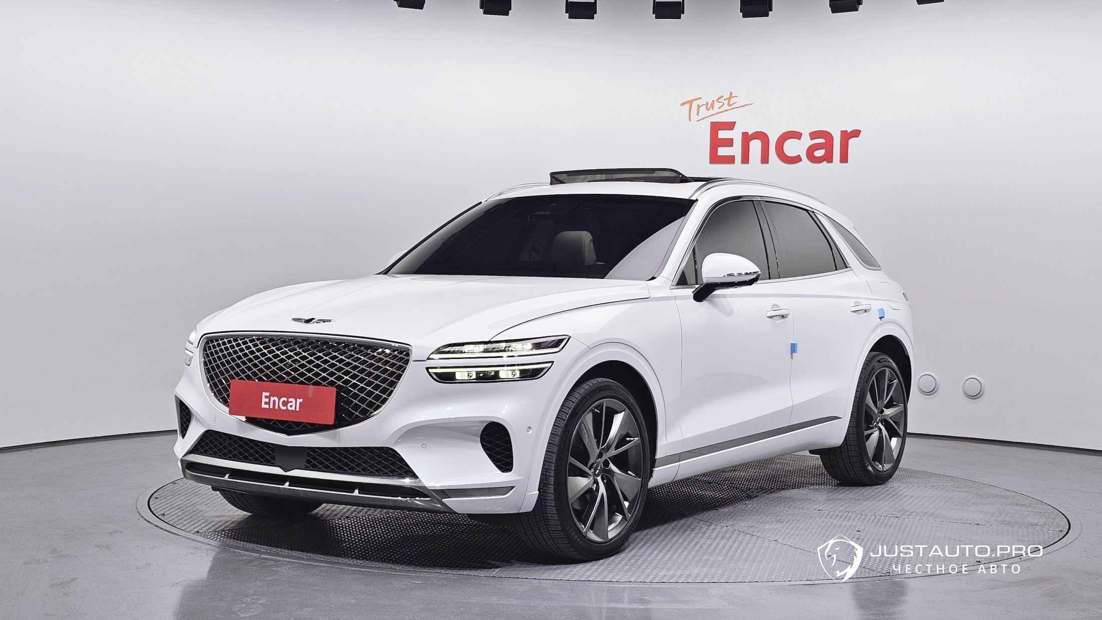 Автомобиль Genesis GV70