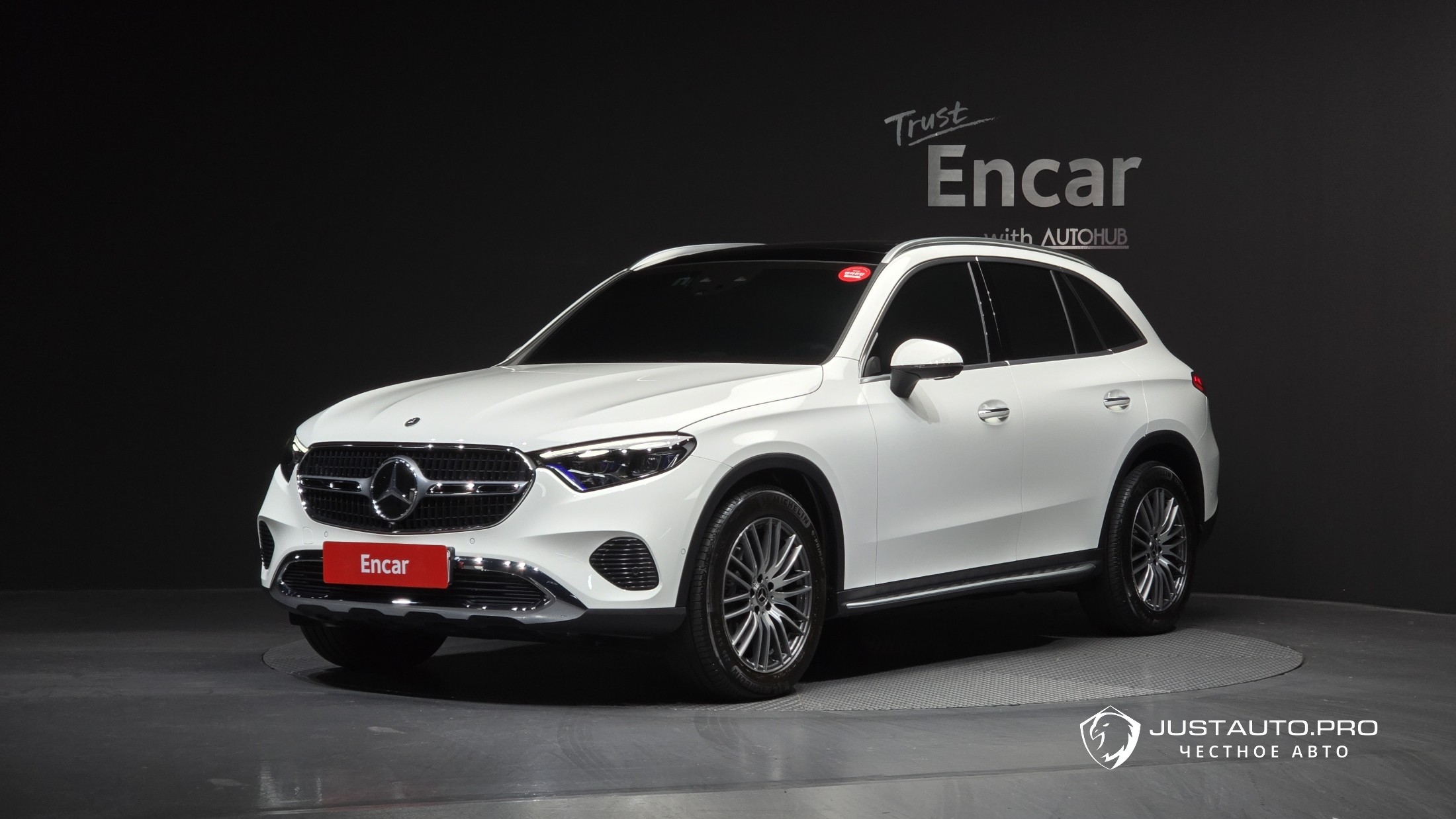 Автомобиль Mercedes-Benz GLC-Class