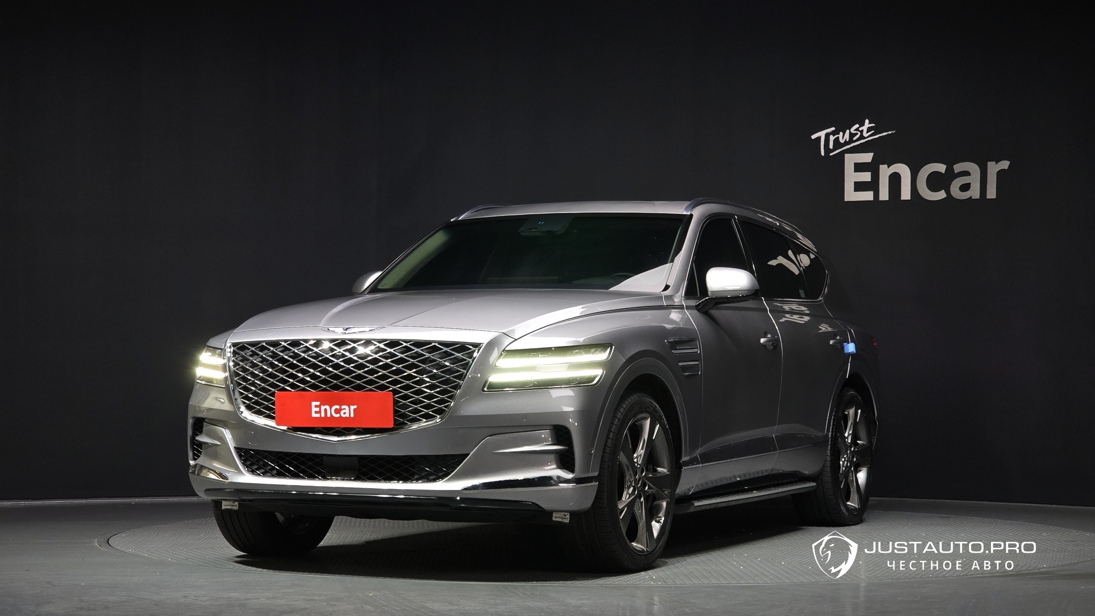 Автомобиль Genesis GV80