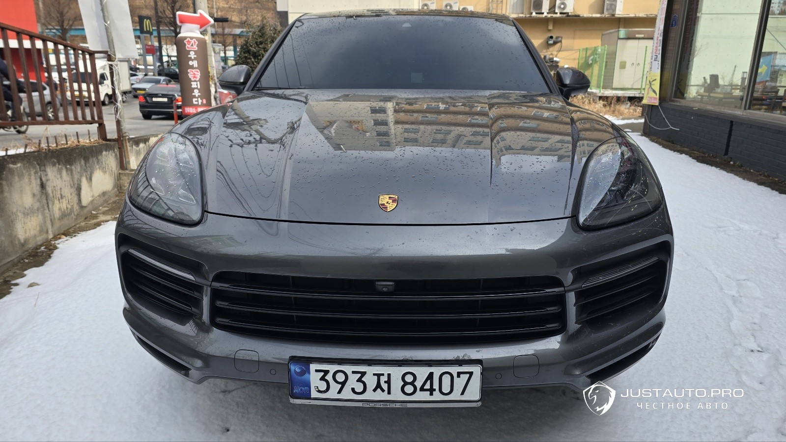 Автомобиль Porsche Cayenne