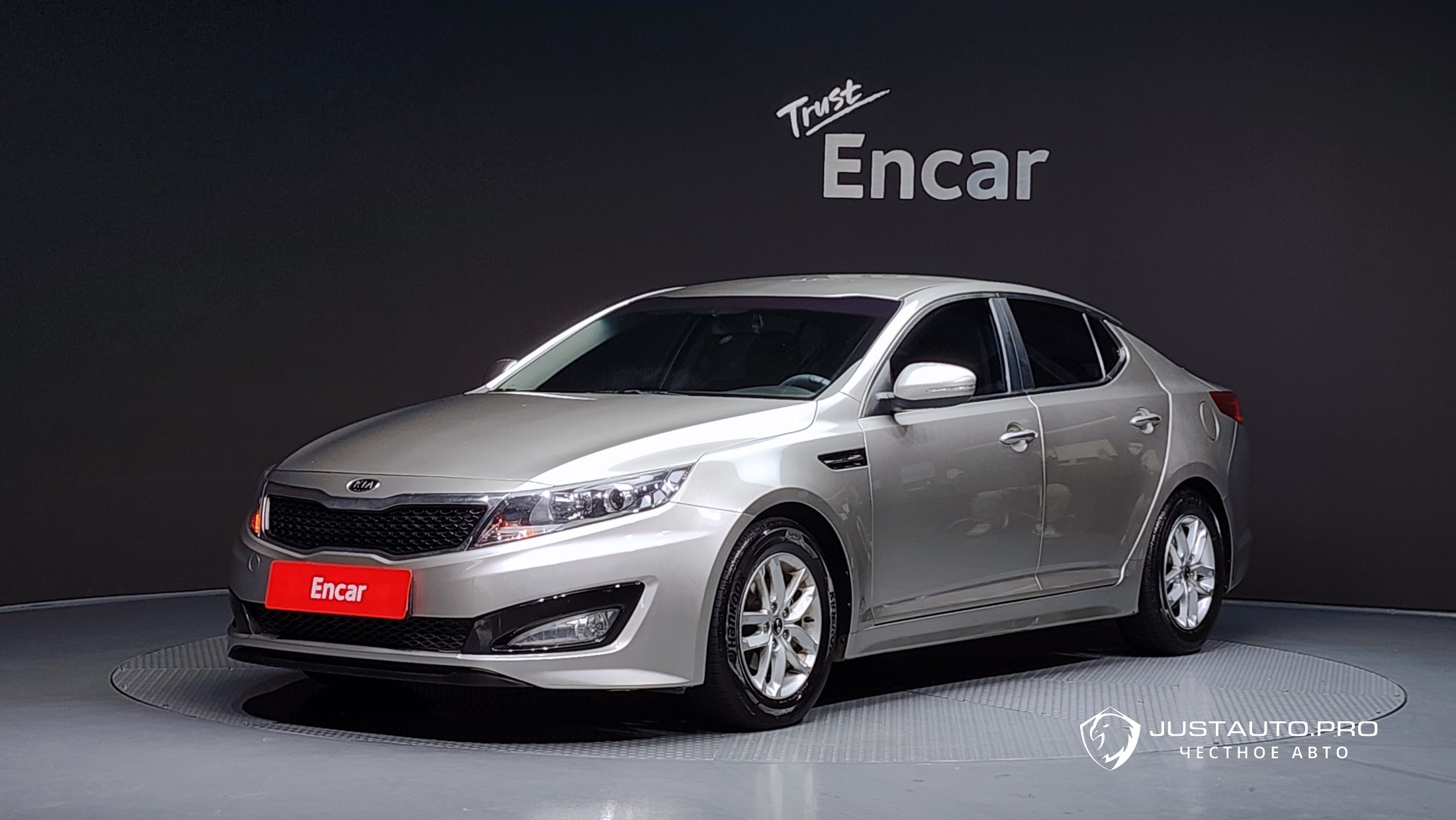 Автомобиль Kia K5
