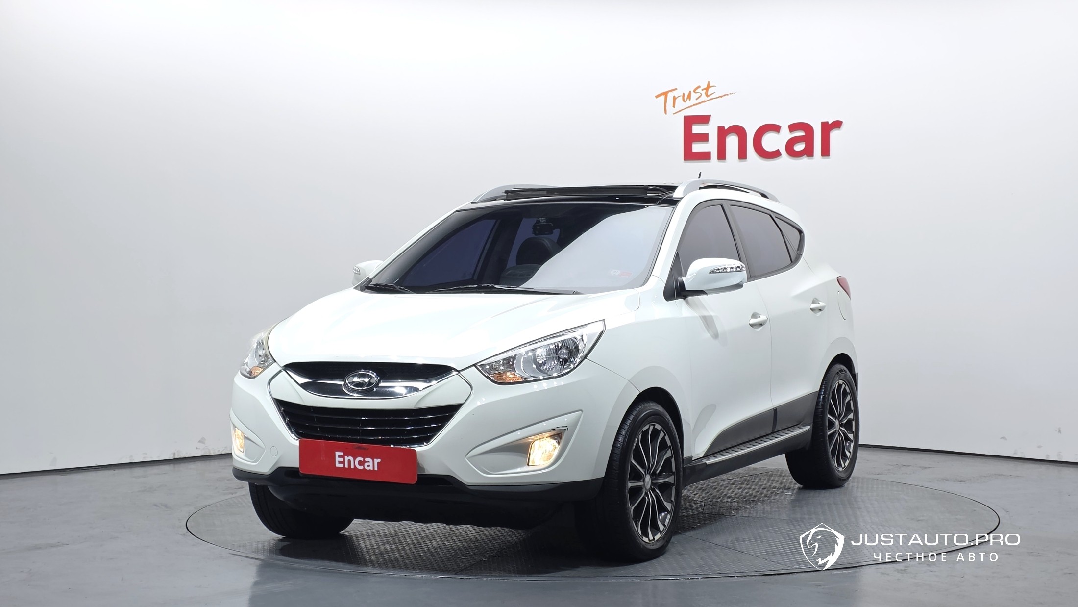 Автомобиль Hyundai Tucson