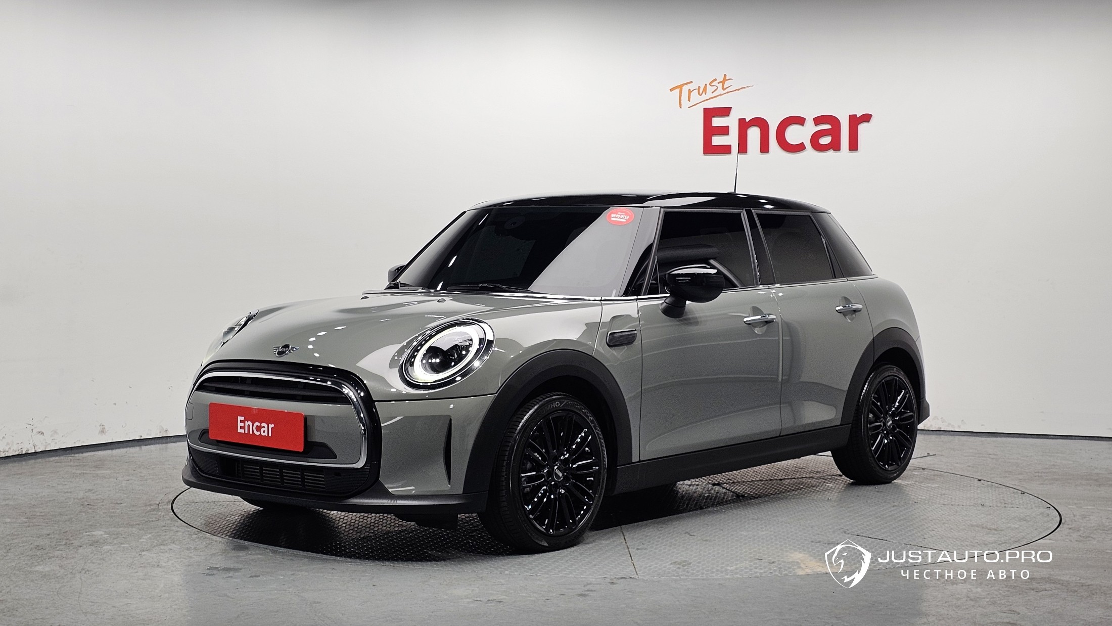 Автомобиль Mini Cooper