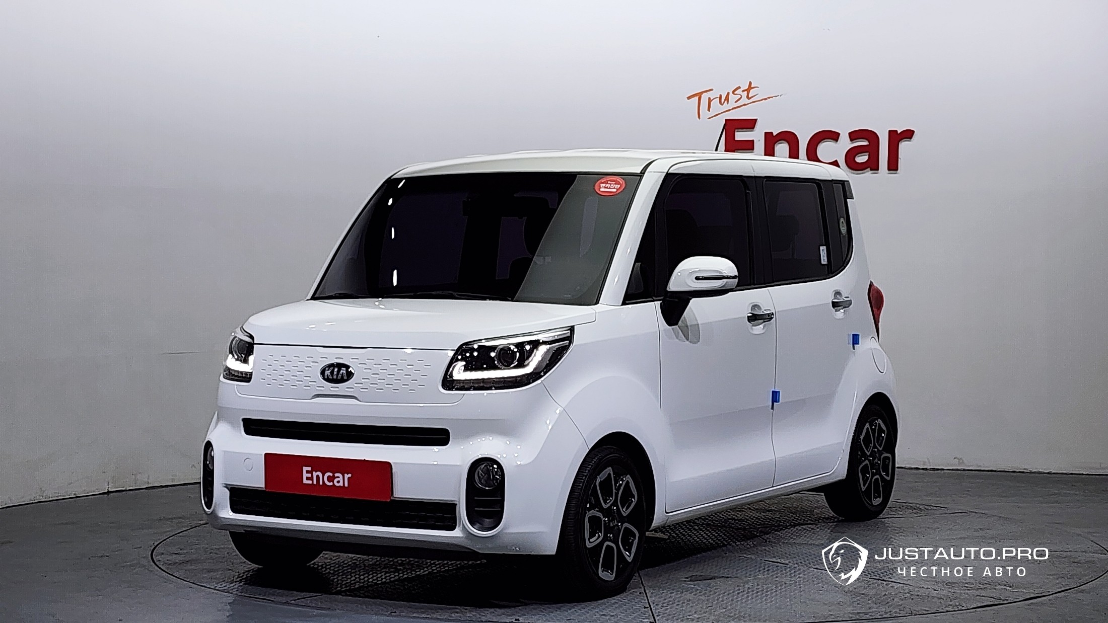 Автомобиль Kia RAY