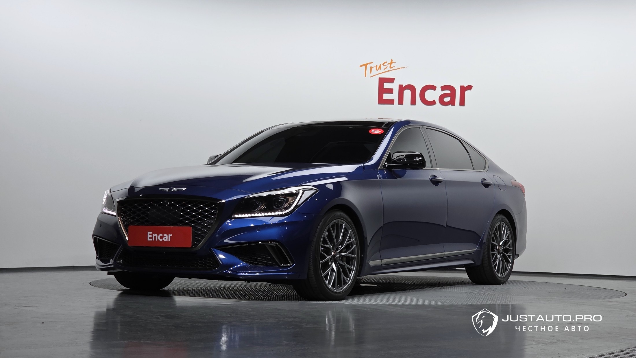 Автомобиль Genesis G80