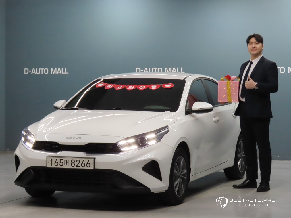 Автомобиль Kia K3