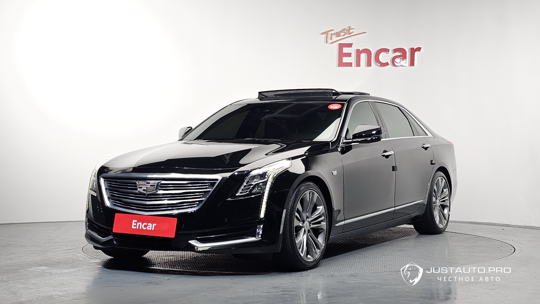 Автомобиль Cadillac CT6