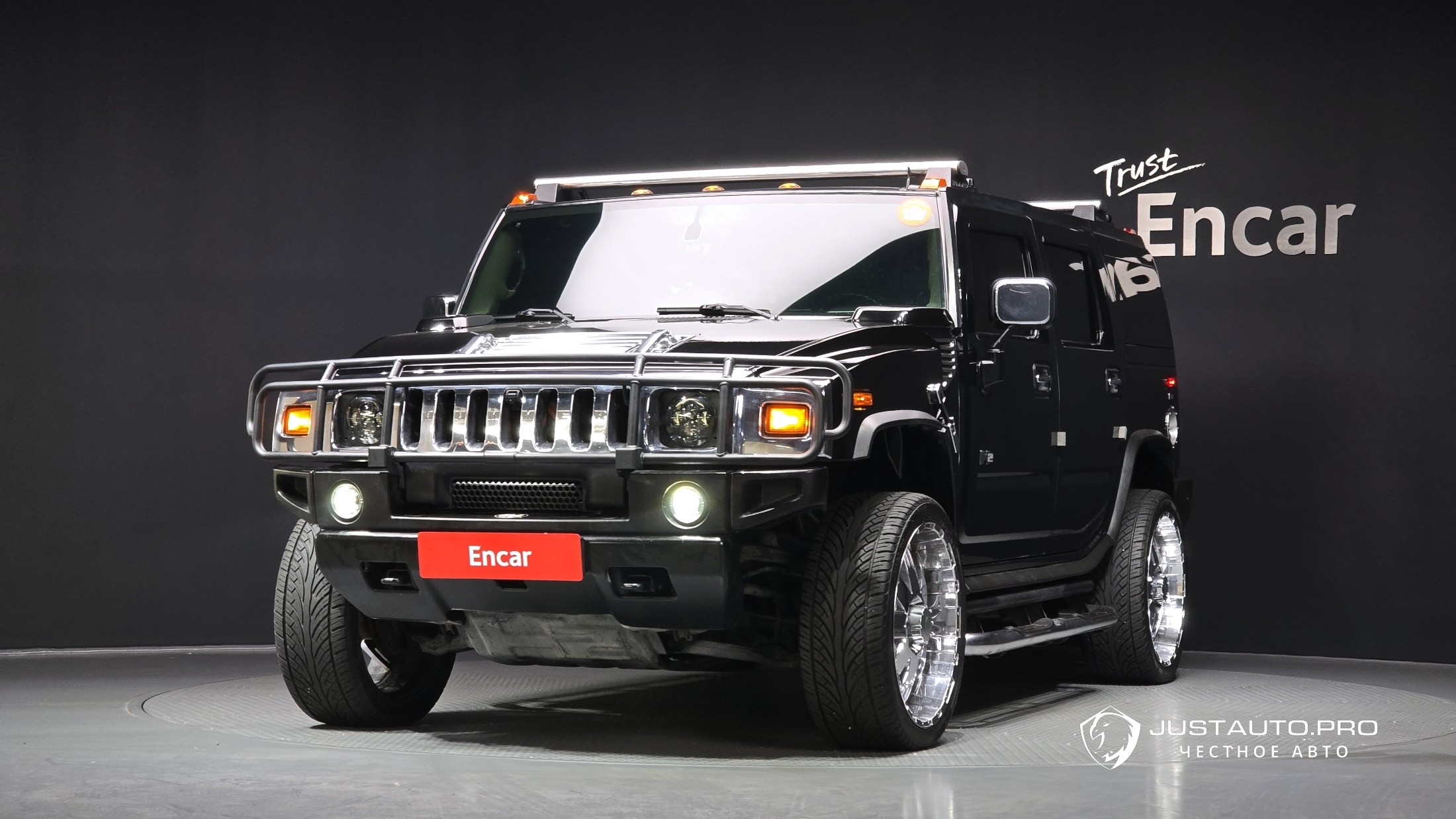 Автомобиль Hummer H2