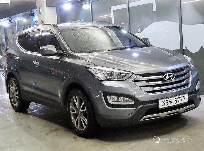 Автомобиль Hyundai Santafe
