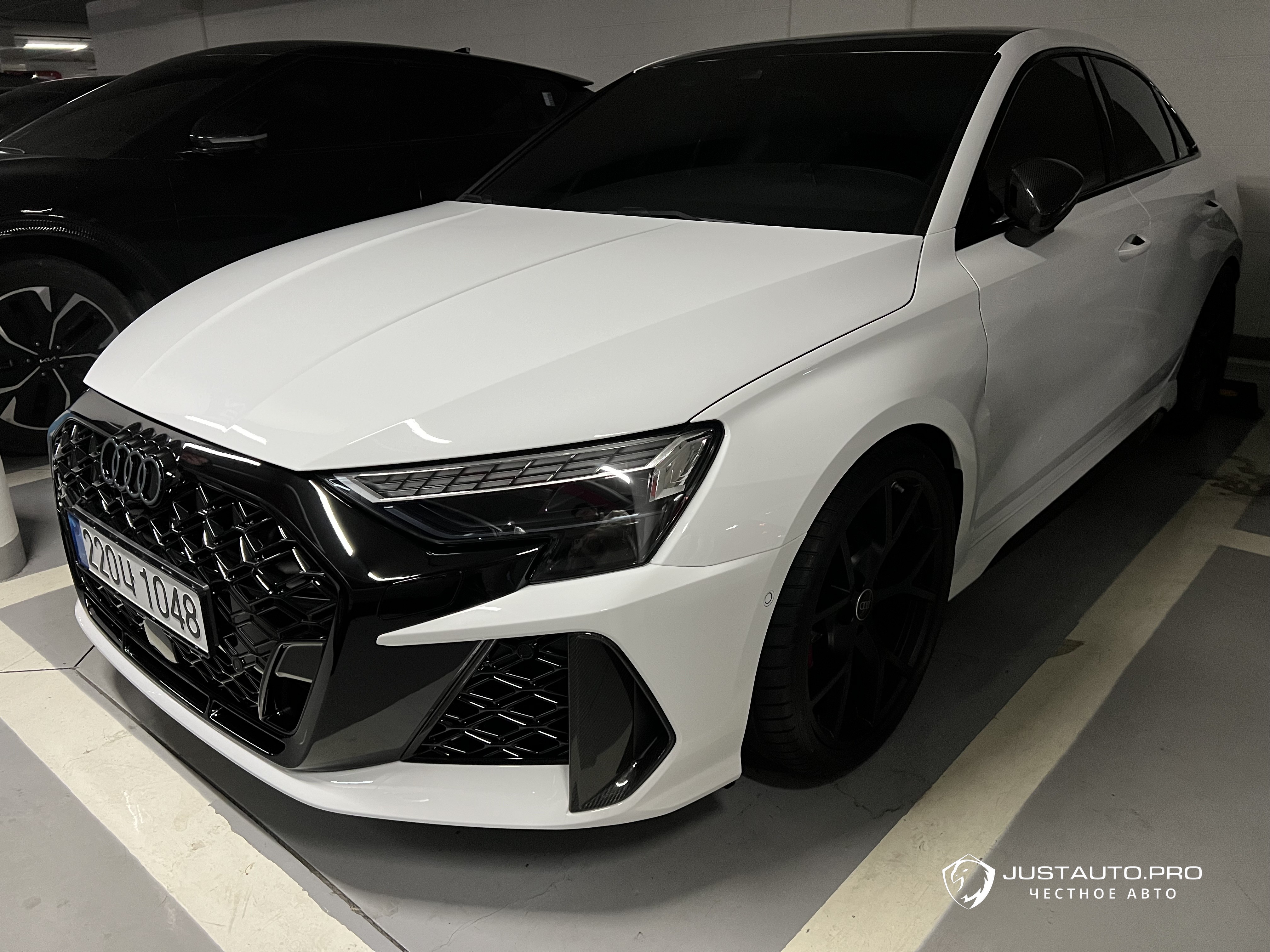 Автомобиль Audi RS3