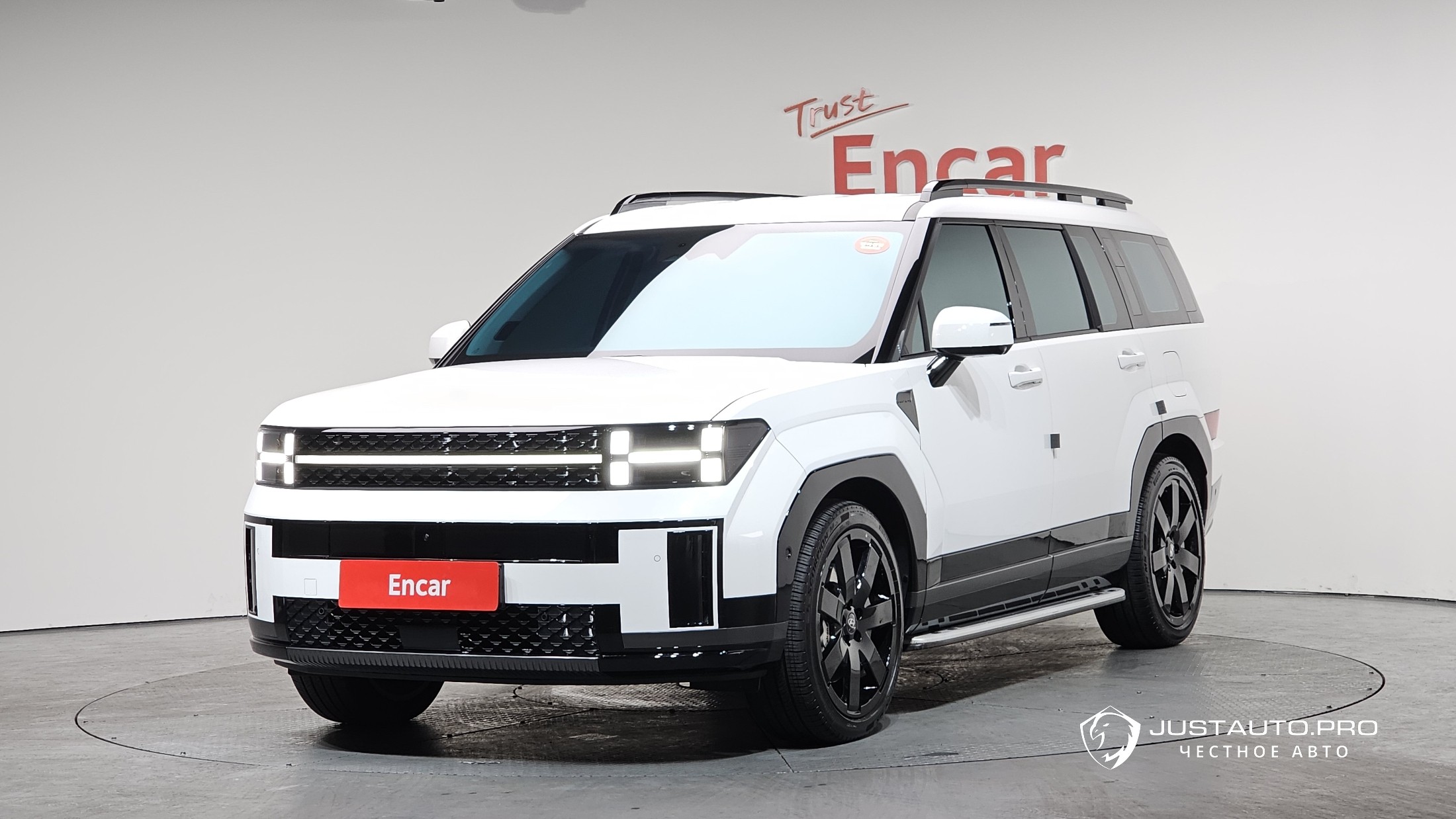 Автомобиль Hyundai Santafe