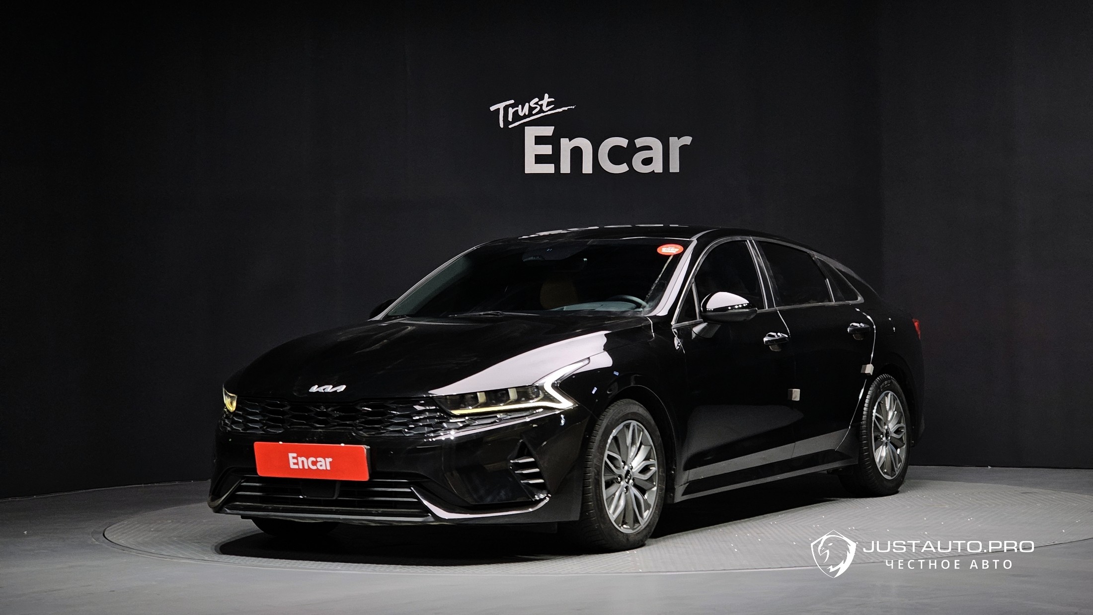 Автомобиль Kia K5