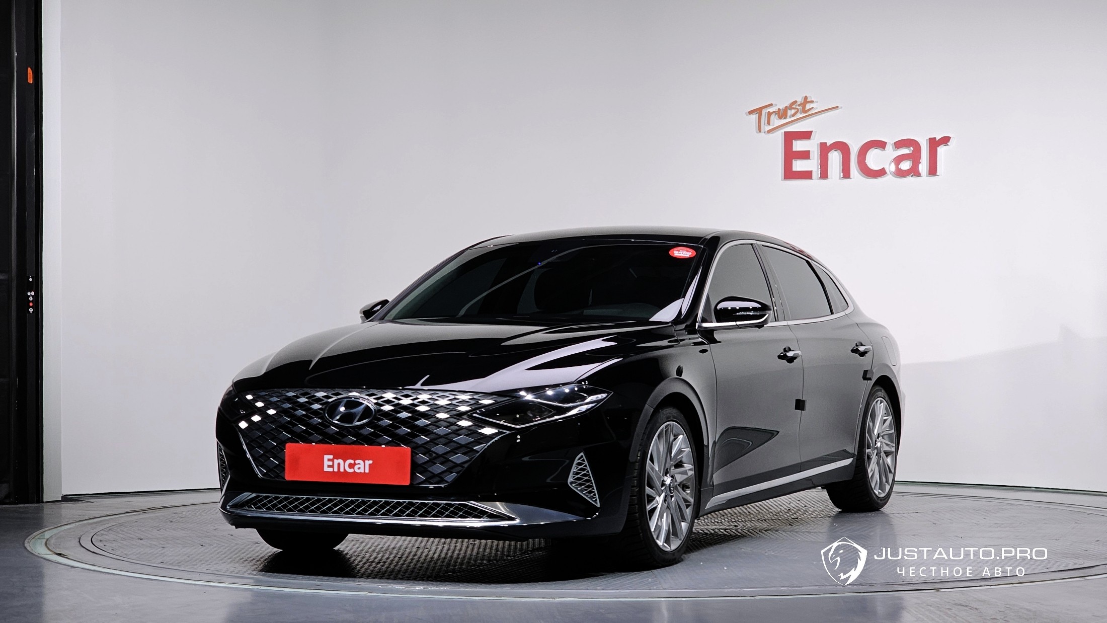 Автомобиль Hyundai Grandeur