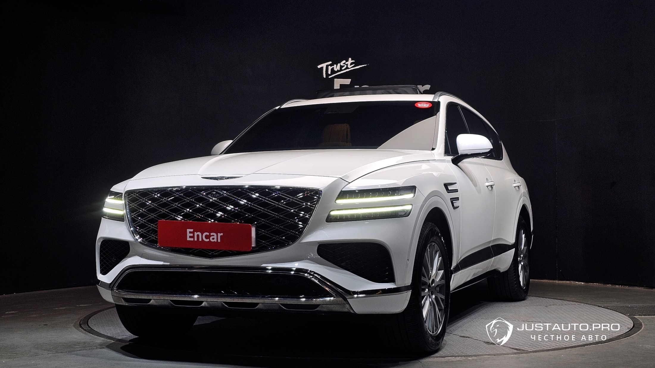 Автомобиль Genesis GV80