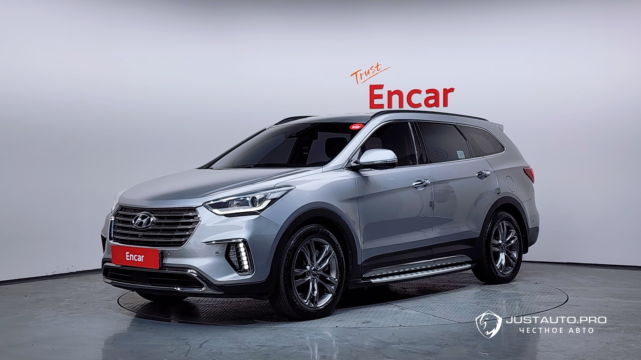 Автомобиль Hyundai Maxcruz