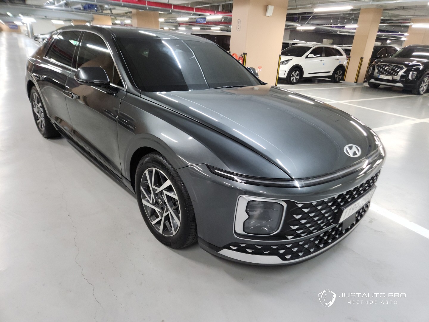 Автомобиль Hyundai Grandeur