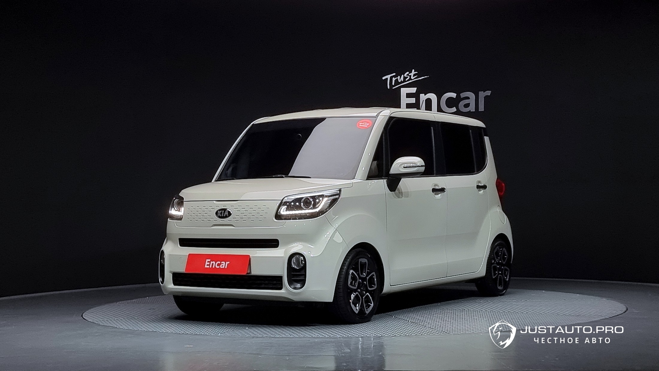 Автомобиль Kia RAY