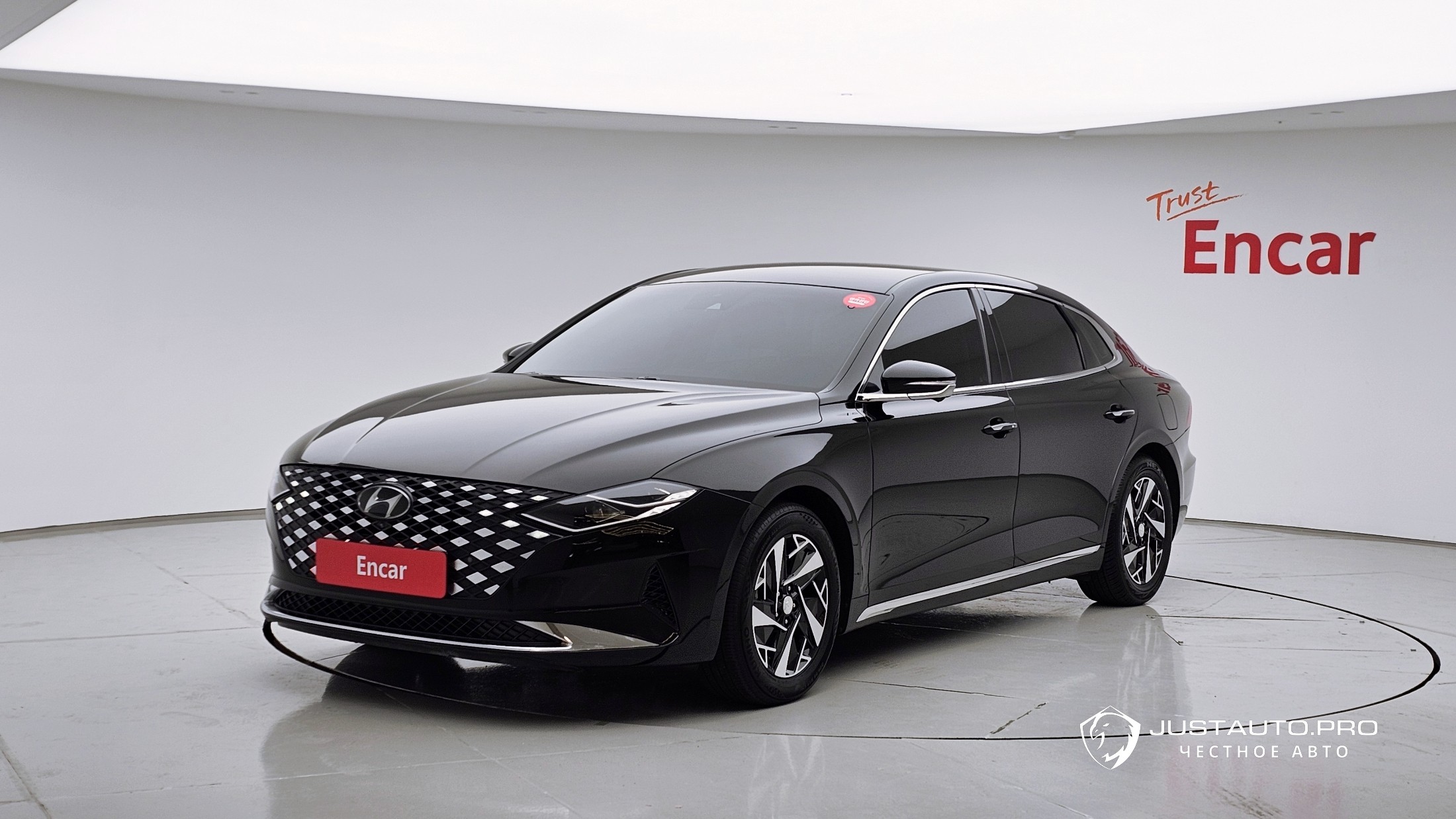 Автомобиль Hyundai Grandeur