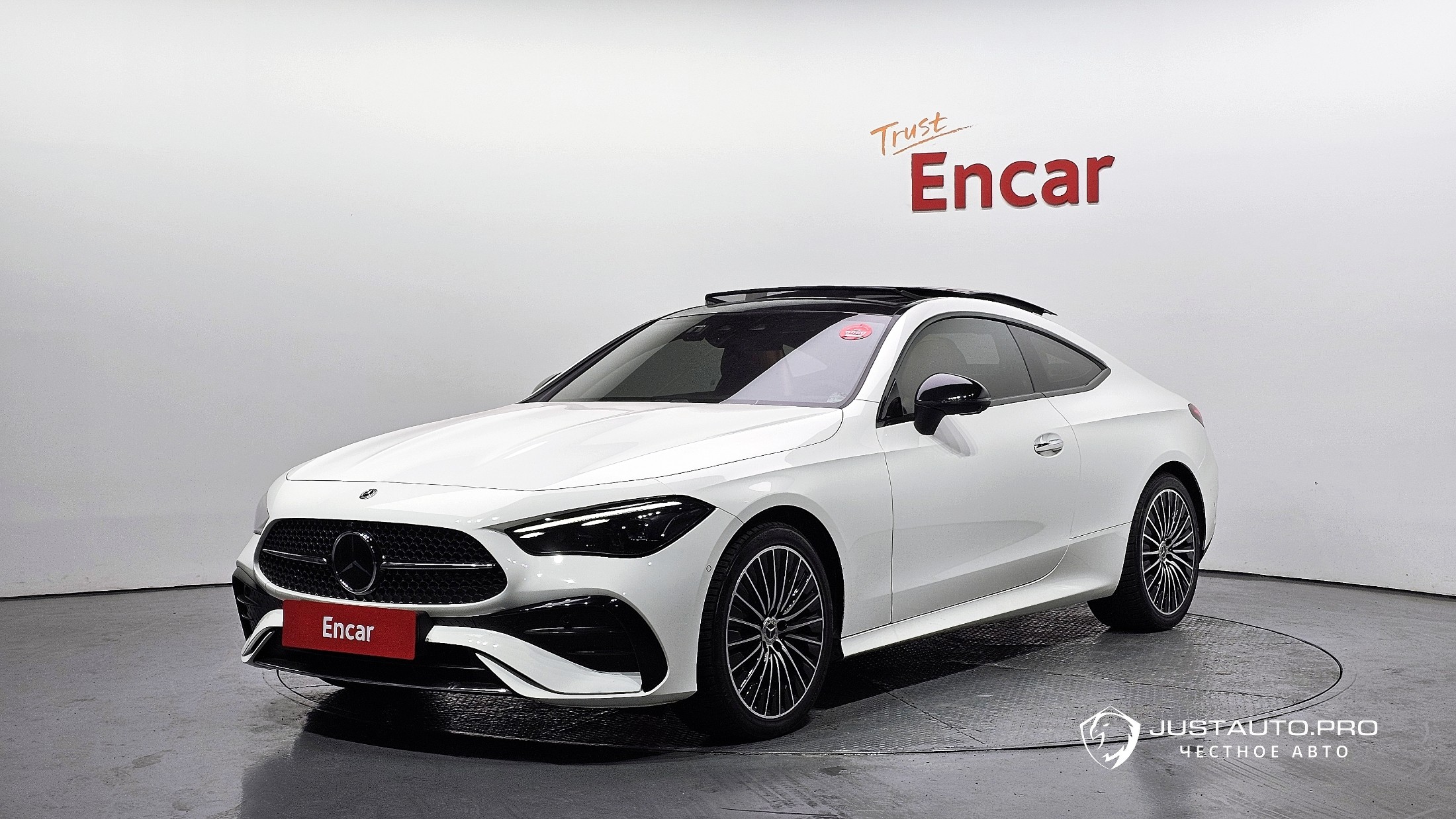 Автомобиль Mercedes-Benz CLE-Class