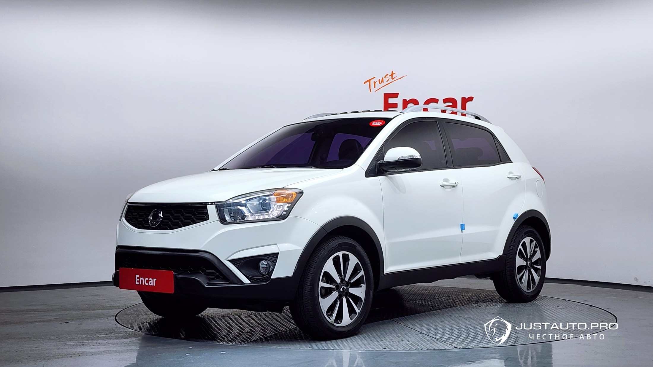Автомобиль KG_Mobility_Ssangyong KORANDO