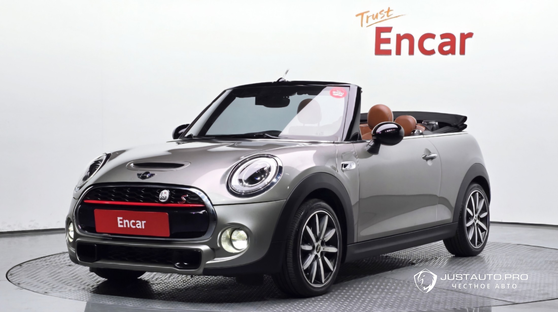 Автомобиль Mini Cooper Convertible