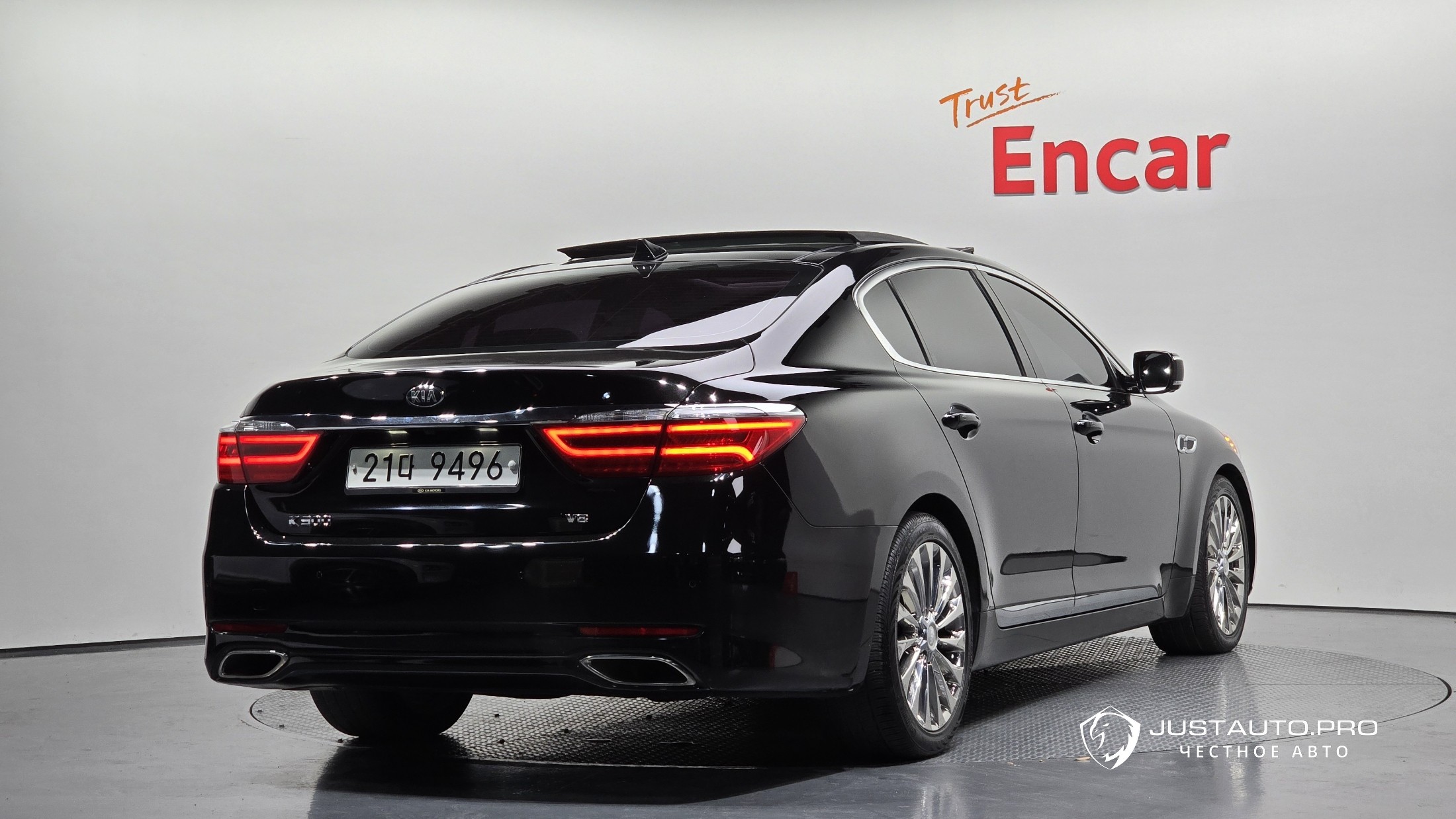 Автомобиль Kia K9