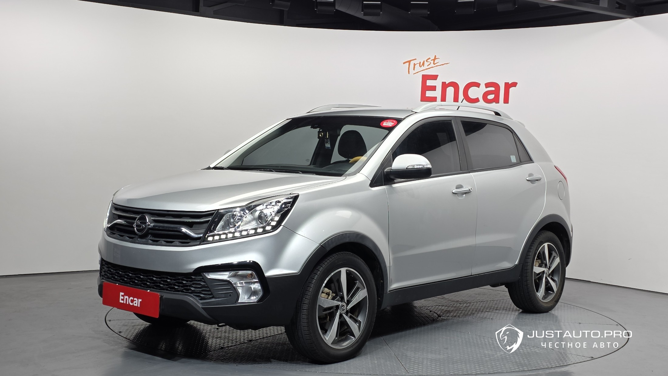 Автомобиль KG_Mobility_Ssangyong KORANDO