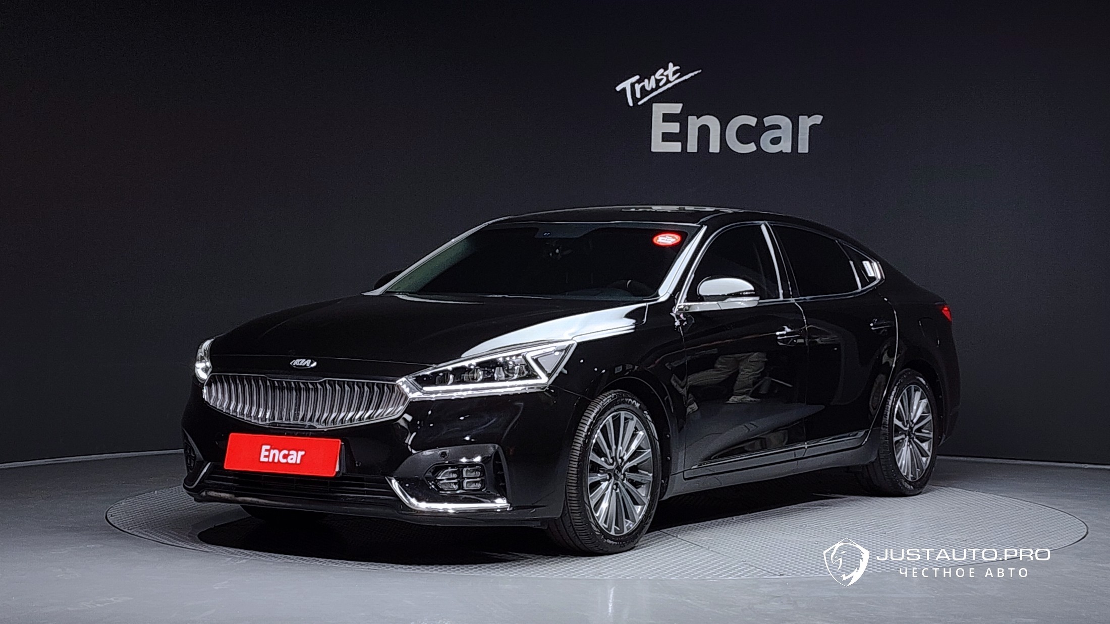 Автомобиль Kia K7