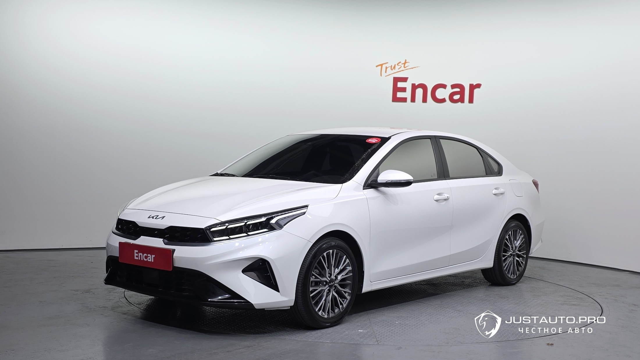 Автомобиль Kia K3