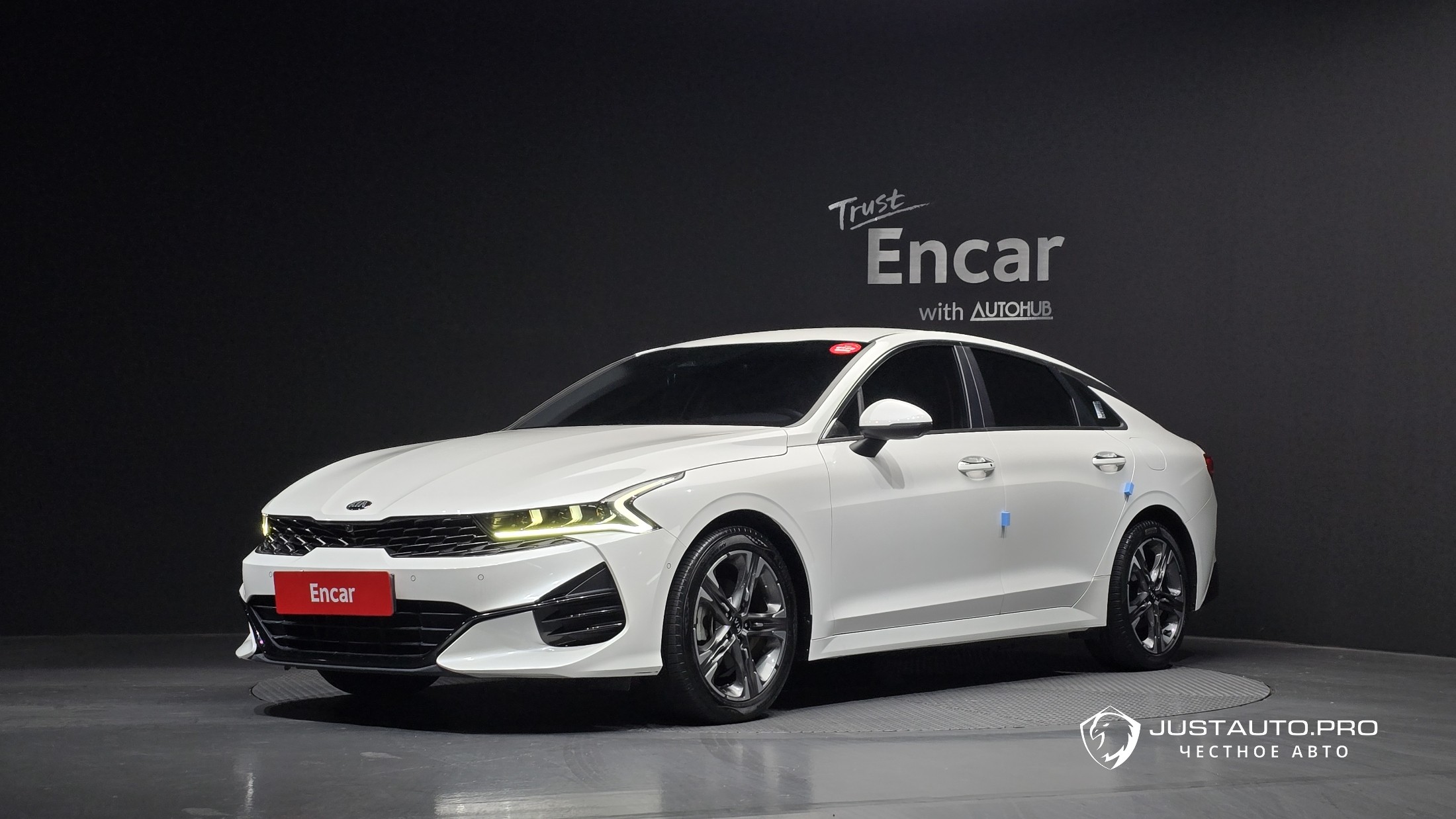 Автомобиль Kia K5