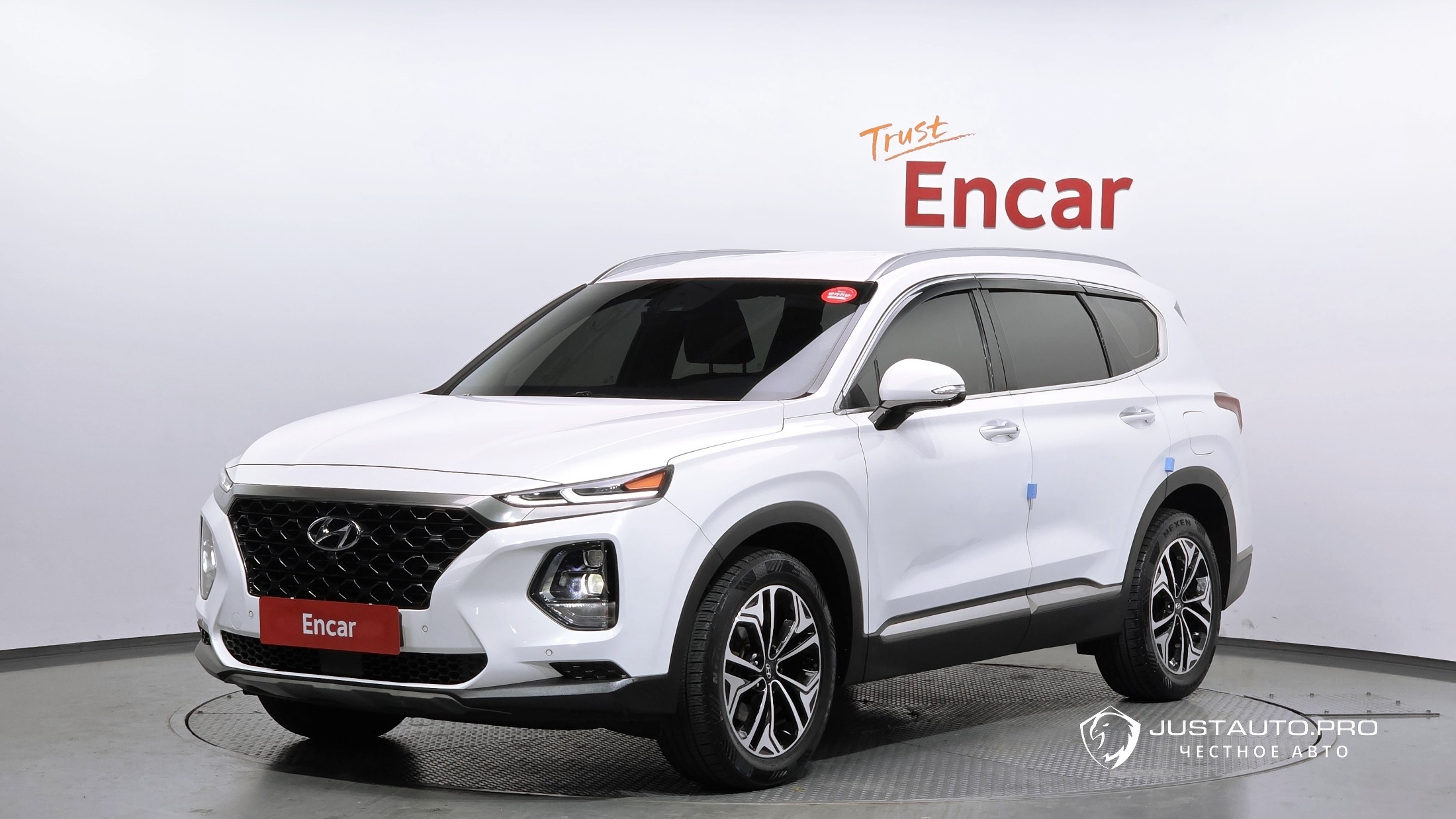 Автомобиль Hyundai Santafe