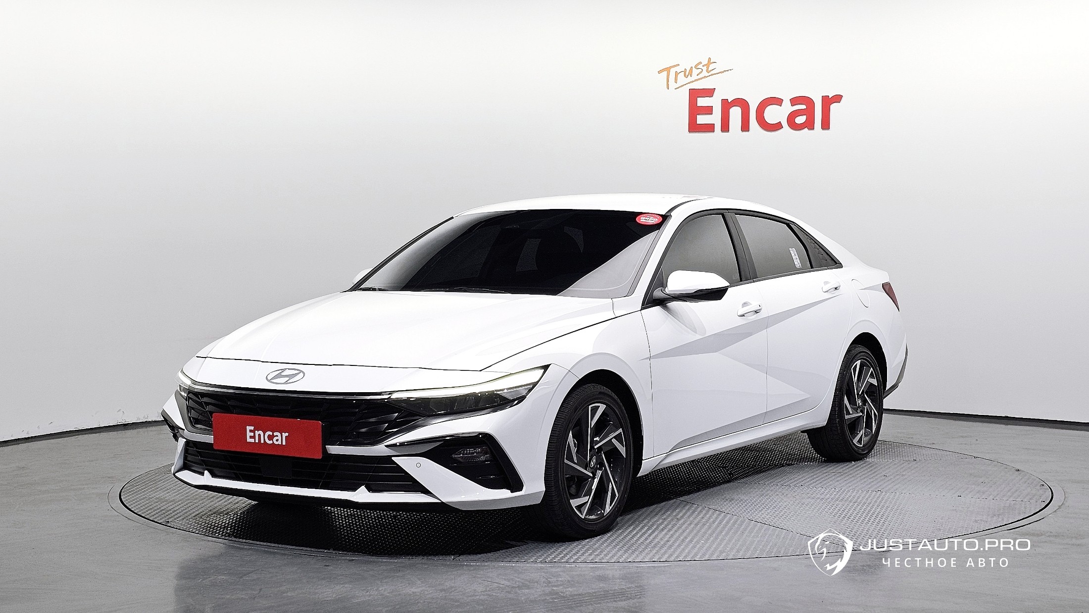 Автомобиль Hyundai AVANTE