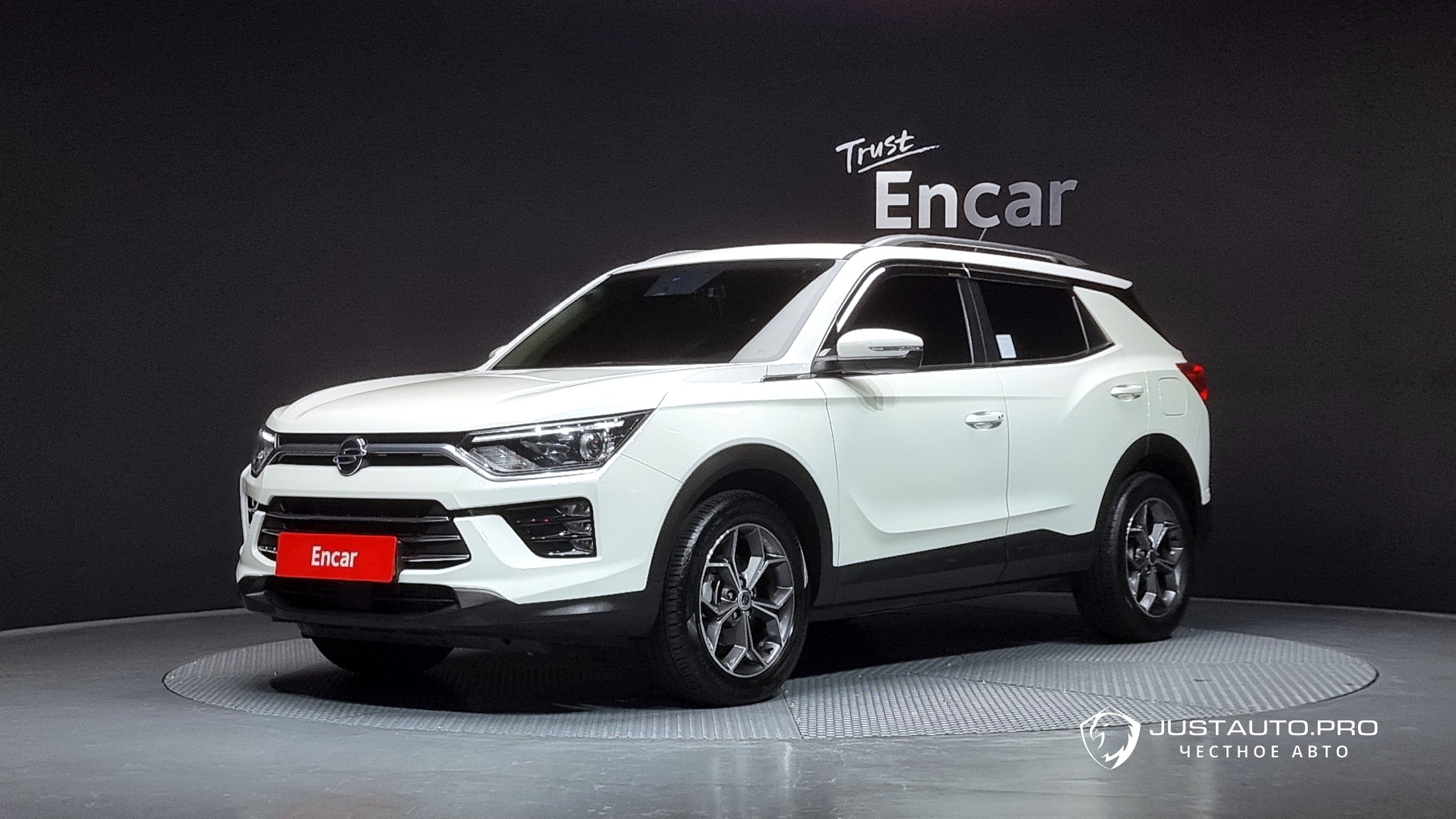 Автомобиль KG_Mobility_Ssangyong KORANDO