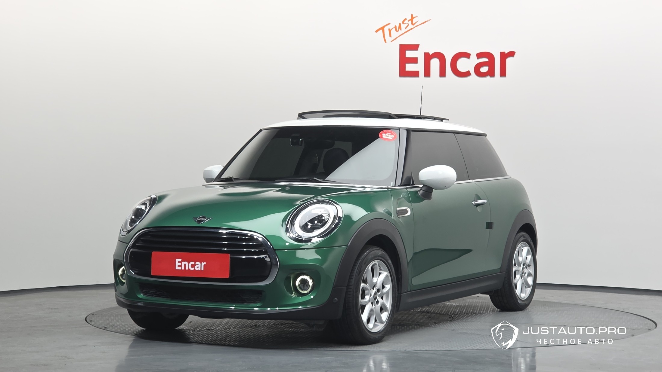 Автомобиль Mini Cooper