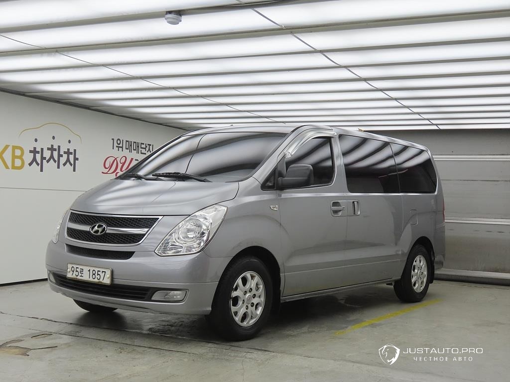 Автомобиль Hyundai Starex