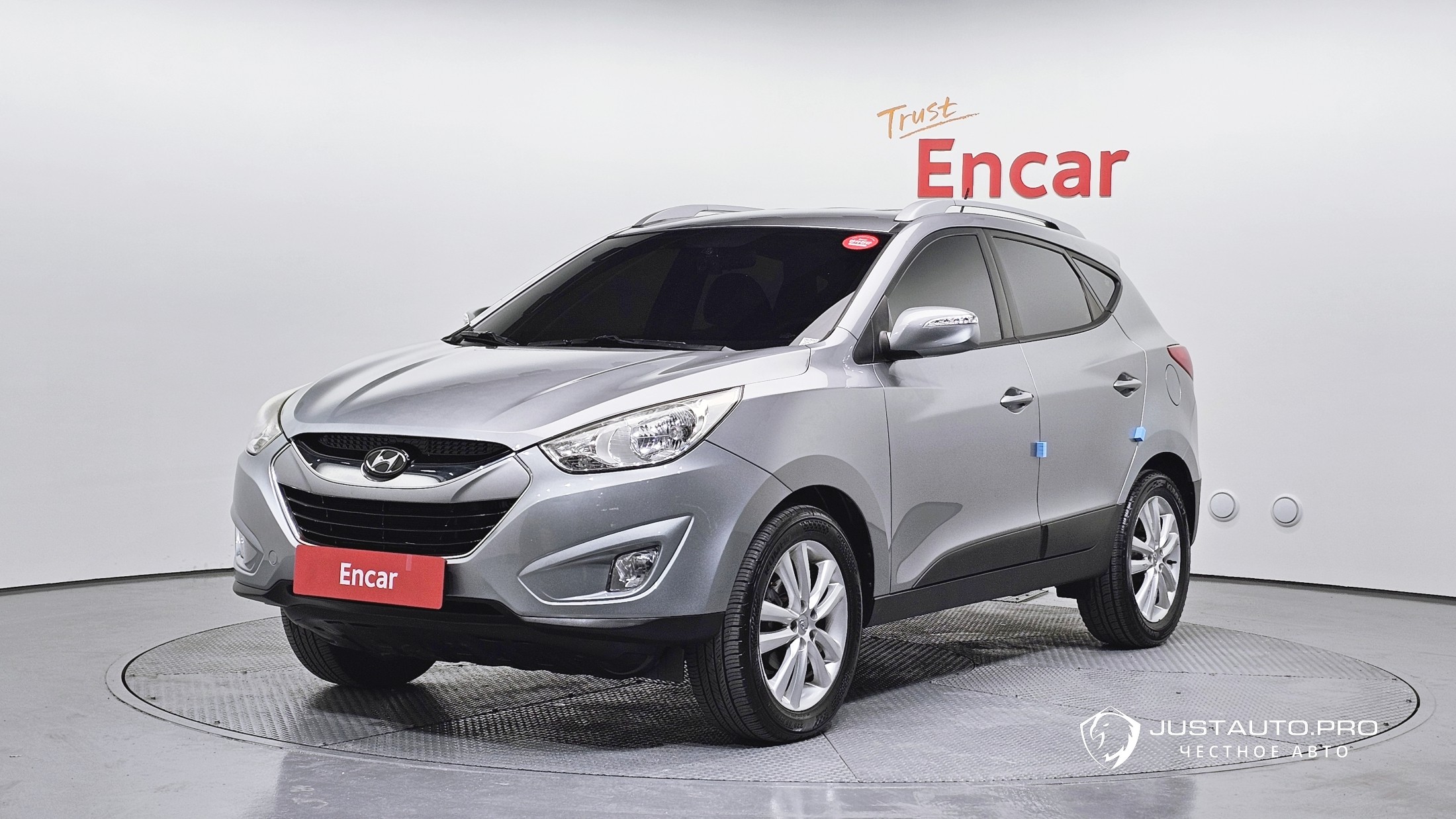 Автомобиль Hyundai Tucson