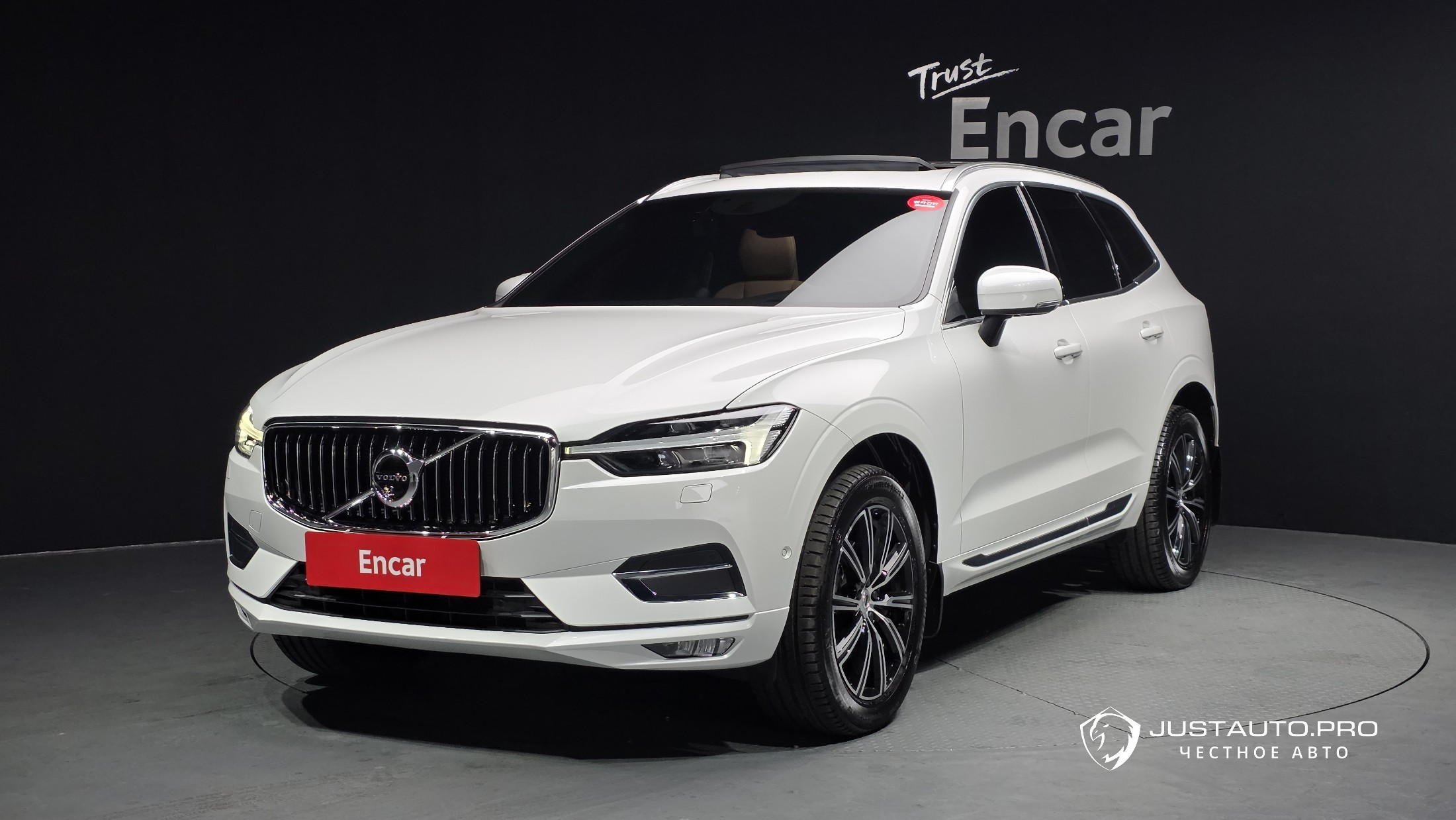 Автомобиль Volvo XC60