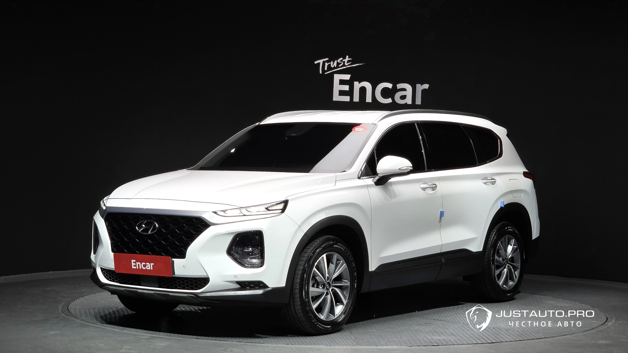 Автомобиль Hyundai Santafe