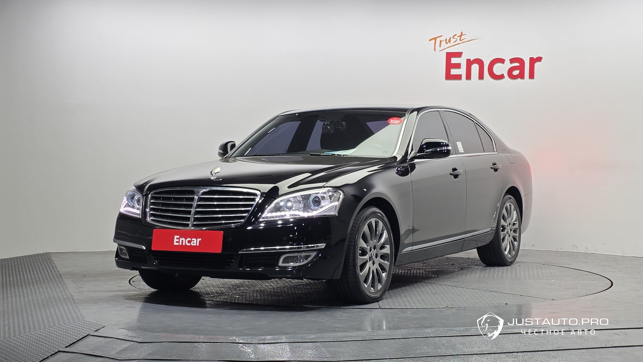 Автомобиль KG_Mobility_Ssangyong Chairman