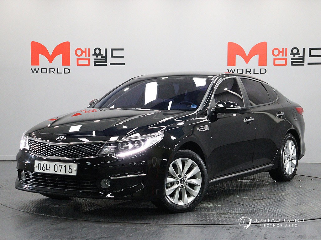 Автомобиль Kia K5